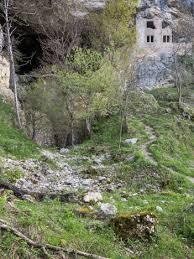 Grotte à Carret