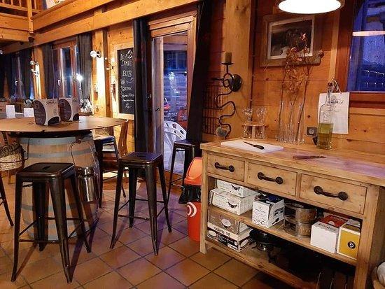 SkiGliss Cafe